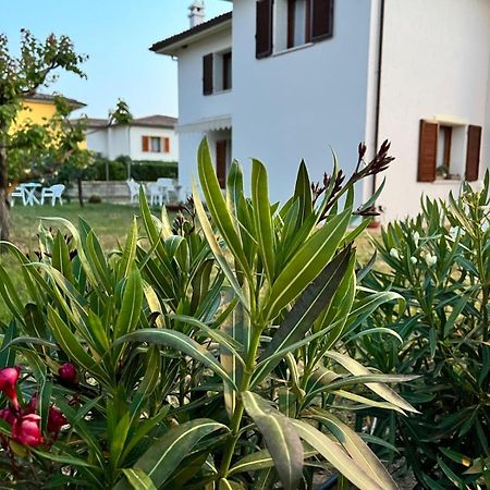 קניגיונה Private Apartment With Garden מראה חיצוני תמונה